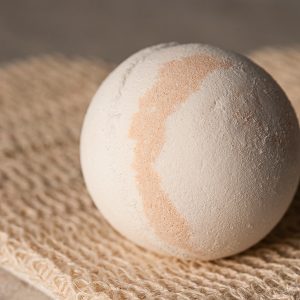 Lusso Tan Tan Removing Bath Bomb